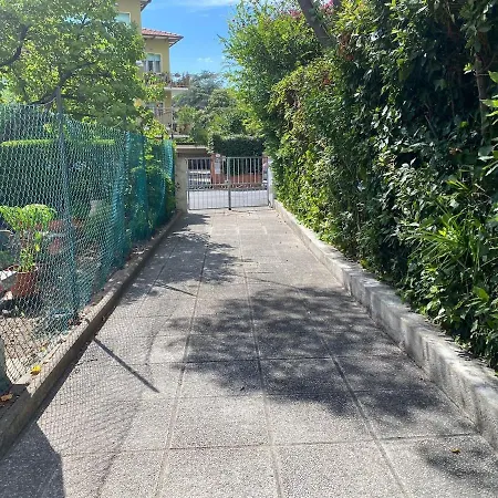 La Casina شقة *